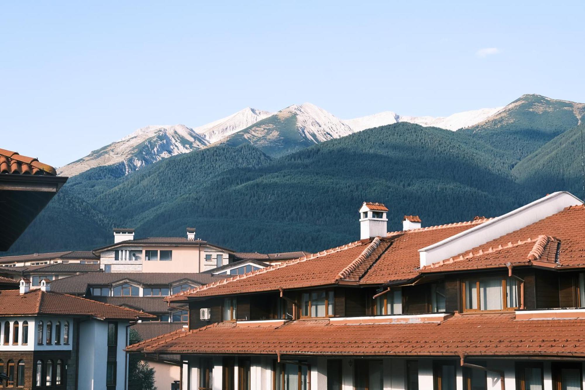**Mountain** Views Just Next To The Gondola Lift Apartment Bansko Exterior photo